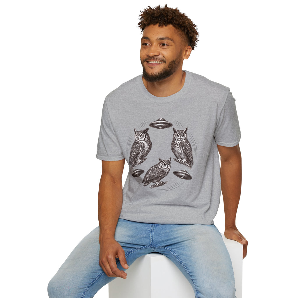 Silent Wings Owl UFO t-shirt with three engraved owls and three saucers in a circular design, grey